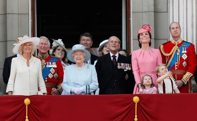 Queen Elizabeth II to trim costs as COVID-19 hits income | iNFOnews.ca