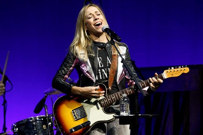 Sheryl Crow says 2008 fire destroyed all her master tapes | iNFOnews.ca