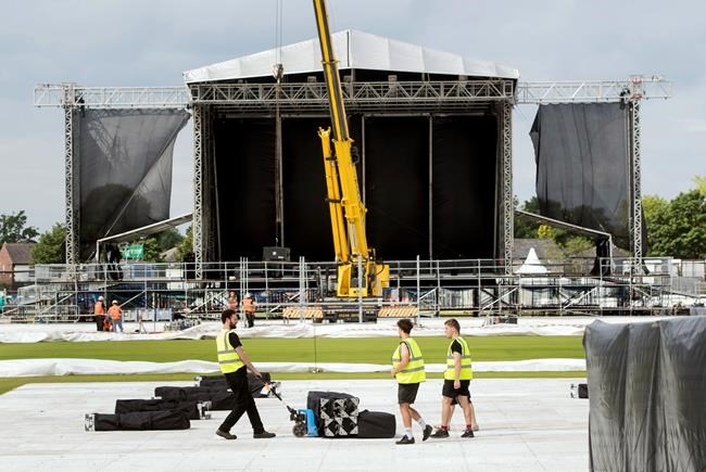 Black Eyed Peas, Robbie Williams added to Manchester concert | iNFOnews.ca Black Eyed Peas, Robbie Williams added to Manchester concert | iNFOnews.ca