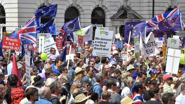 The Latest: After battles, UK's key Brexit bill becomes law | iNFOnews.ca