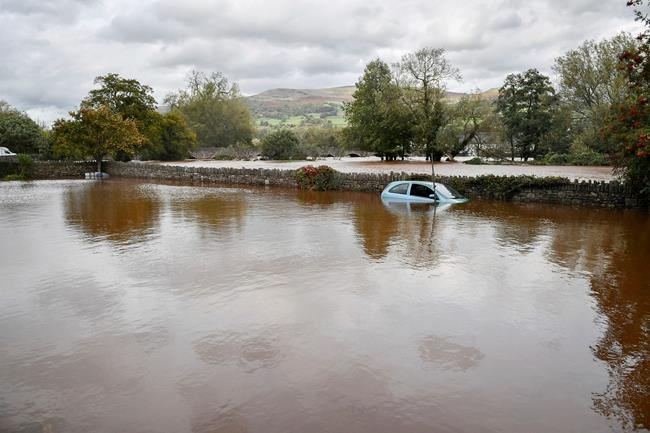 Storm Callum fading after strong winds, rain kills 2 in UK | iNFOnews.ca
