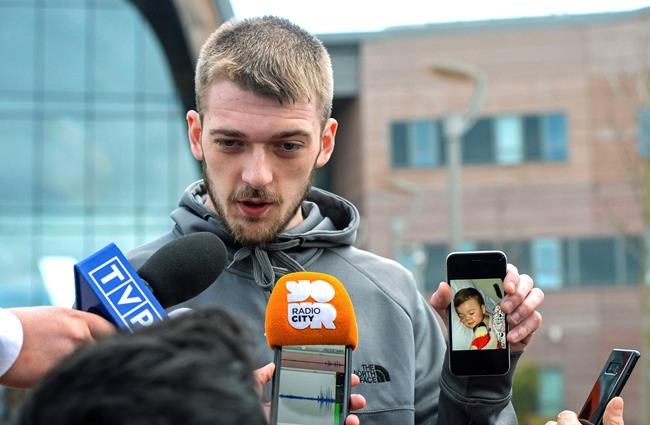 Toddler Alfie Evans' parents say they'll work with doctors | iNFOnews.ca