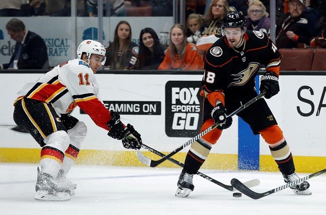 Rakell scores in 4th straight, Ducks beat Flames 2-1 | iNFOnews.ca Rakell scores in 4th straight, Ducks beat Flames 2-1 | iNFOnews.ca