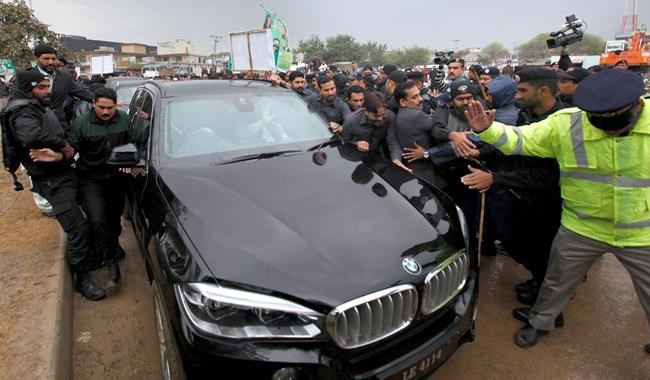 Pakistani judge exempts ex-PM Sharif from attending trial | iNFOnews.ca Pakistani judge exempts ex-PM Sharif from attending trial | iNFOnews.ca