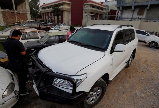 Pakistan summons US envoy over deadly crash | iNFOnews.ca