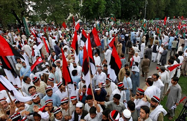 Pakistan's opposition parties protest alleged vote fraud | iNFOnews.ca