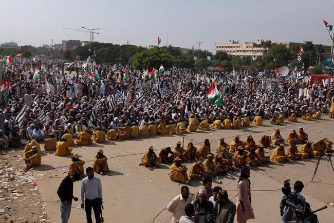 Pakistani Islamists stage sit-in, demand PM resign | iNFOnews.ca Pakistani Islamists stage sit-in, demand PM resign | iNFOnews.ca