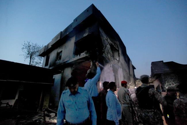 Pakistani army plane crashes into homes, killing 19 | iNFOnews.ca