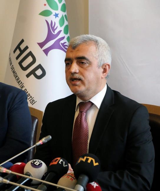 Turkish police frees politician after detention in assembly | iNFOnews.ca