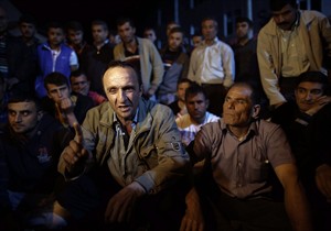 Turkish miner who survived says gas levels too high, company didn't tell workers in time | iNFOnews.ca CP28401583