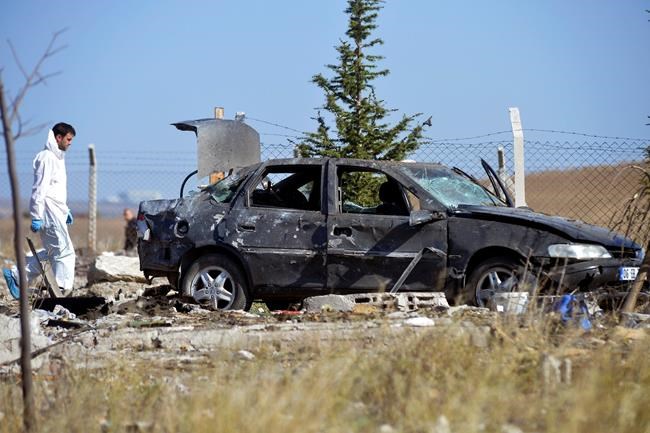 2 bombers blow themselves up after police stop in Turkey | iNFOnews.ca