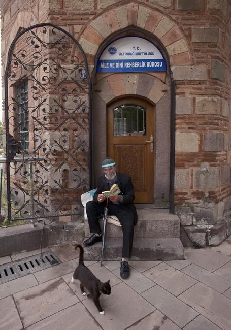 Turkey reopens some mosques, prayers held in ex-cathedral | iNFOnews.ca Turkey reopens some mosques, prayers held in ex-cathedral | iNFOnews.ca