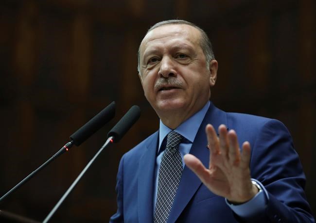 Erdogan, Trump discuss Turkish bank, joint patrols in Syria | iNFOnews.ca