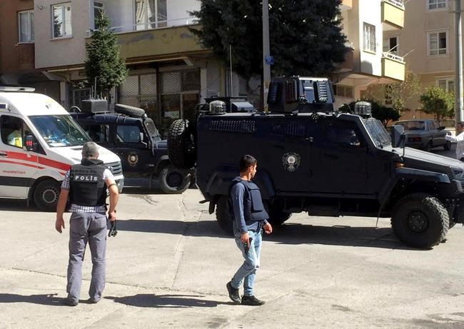 Suicide blast in Turkey near Syrian border kill 3, wound 9 | iNFOnews.ca