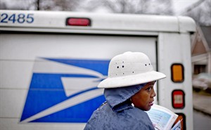 Cash-strapped Postal Service revamps priority mail program to raise revenue | iNFOnews.ca CP24507316