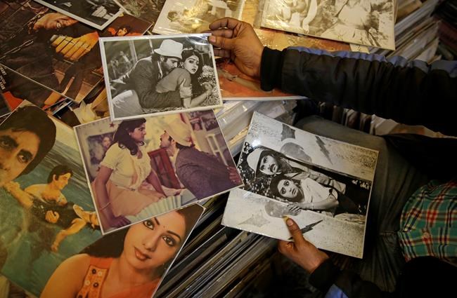 A Bollywood icon dies; a reporter picks her top 5 movies | iNFOnews.ca A Bollywood icon dies; a reporter picks her top 5 movies | iNFOnews.ca