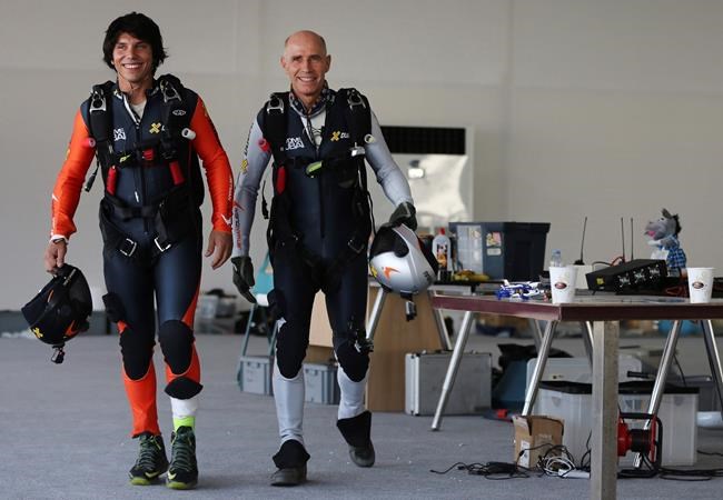 Report: Dubai 'jetman' didn't deploy chute in fatal crash | iNFOnews.ca