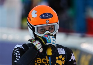 Anna Fenninger leads 1st run in World Cup giant slalom, threatens Hoefl-Riesch's overall lead | iNFOnews.ca CP27496591