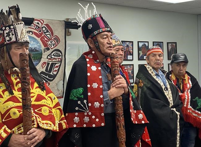 Hereditary chiefs says they will protect territory in pipeline dispute | iNFOnews.ca