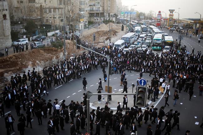 Ultra-Orthodox Jews block Jerusalem road in draft protest | iNFOnews.ca Ultra-Orthodox Jews block Jerusalem road in draft protest | iNFOnews.ca