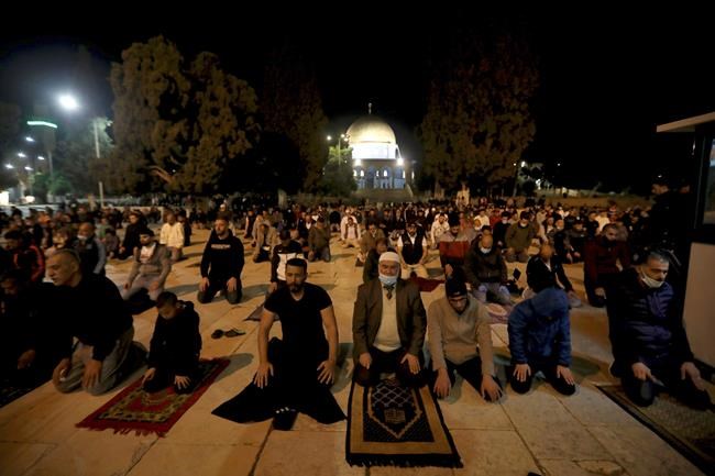 Mosques reopen in Saudi Arabia and Jerusalem amid virus woes | iNFOnews.ca
