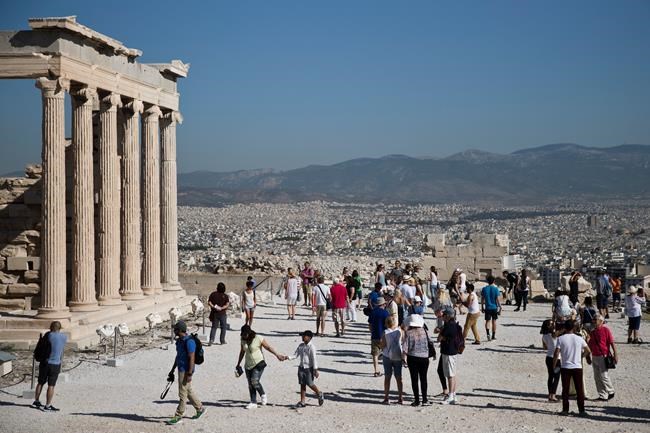 Greek economy expands for second straight quarter | iNFOnews.ca Greek economy expands for second straight quarter | iNFOnews.ca
