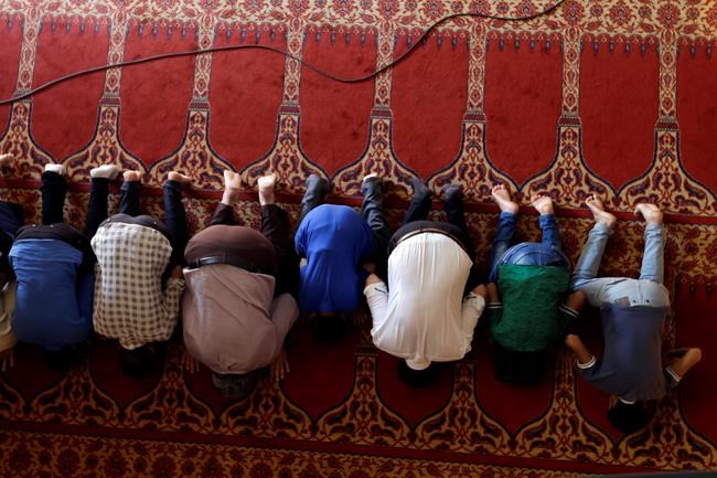 Amid migrant crisis: Greece to build Athens mosque | iNFOnews.ca