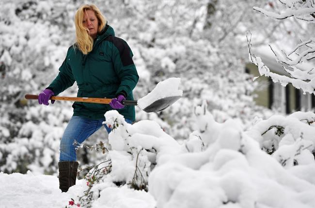 Power still out for thousands after Deep South snow storm | iNFOnews.ca Power still out for thousands after Deep South snow storm | iNFOnews.ca