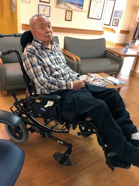 Families protest as veterans nursing home emptied for virus | iNFOnews.ca Families protest as veterans nursing home emptied for virus | iNFOnews.ca