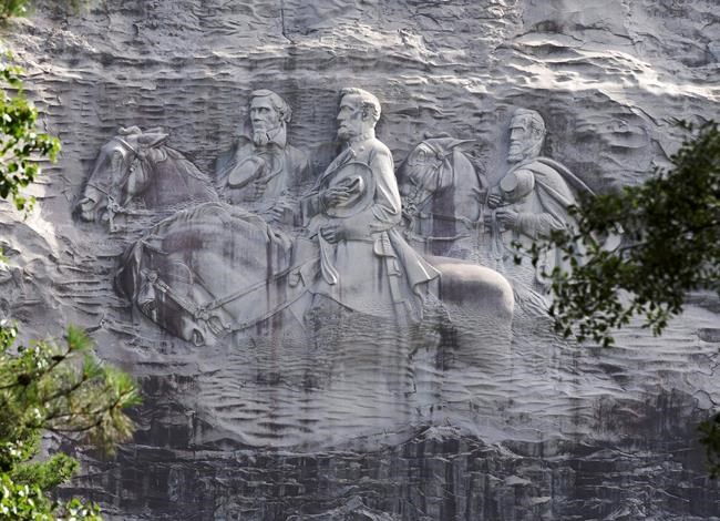 As monuments fall, Confederate carving has size on its side | iNFOnews.ca CP47187444
