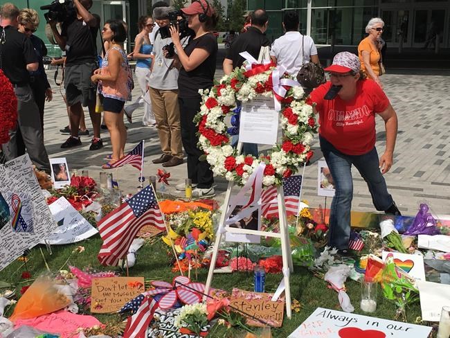 How homophobia has complicated the grieving process in Orlando | iNFOnews.ca