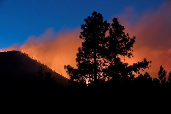 The Latest: Wildfire in northern Arizona now 12% contained | iNFOnews.ca The Latest: Wildfire in northern Arizona now 12% contained | iNFOnews.ca