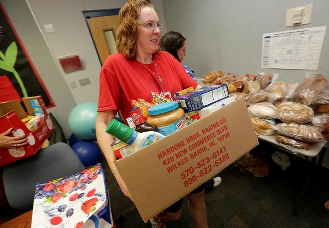 The Latest: Arizona teachers press for action by lawmakers | iNFOnews.ca The Latest: Arizona teachers press for action by lawmakers | iNFOnews.ca