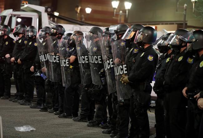 Protests turn unruly after Trump's Phoenix speech | iNFOnews.ca Protests turn unruly after Trump's Phoenix speech | iNFOnews.ca
