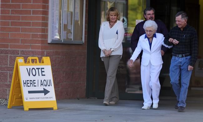 102-year-old Arizona woman casts early vote for Clinton | iNFOnews.ca