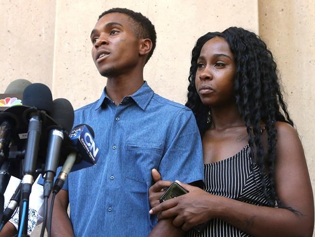 The Latest: Couple speak about Phoenix police incident | iNFOnews.ca The Latest: Couple speak about Phoenix police incident | iNFOnews.ca