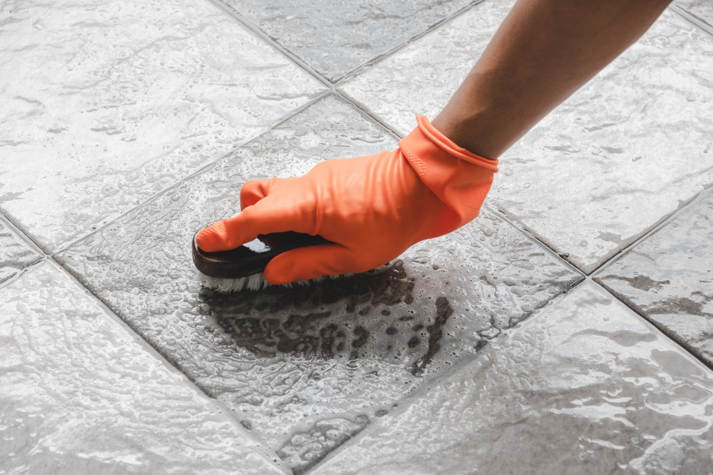 Proper Shower Maintenance to Keep Tile & Grout Looking Fresh | iNFOnews.ca Proper Shower Maintenance to Keep Tile & Grout Looking Fresh | iNFOnews.ca