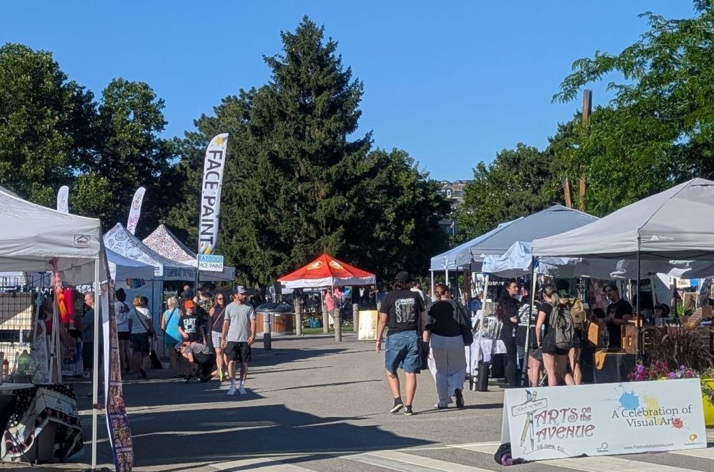 Arts on the Avenue showcases local creatives and the art community for the 11th year | iNFOnews.ca