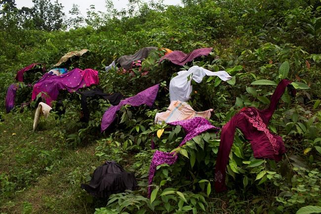 New fires in empty Rohingya village challenge Myanmar claims | iNFOnews.ca CP442748997