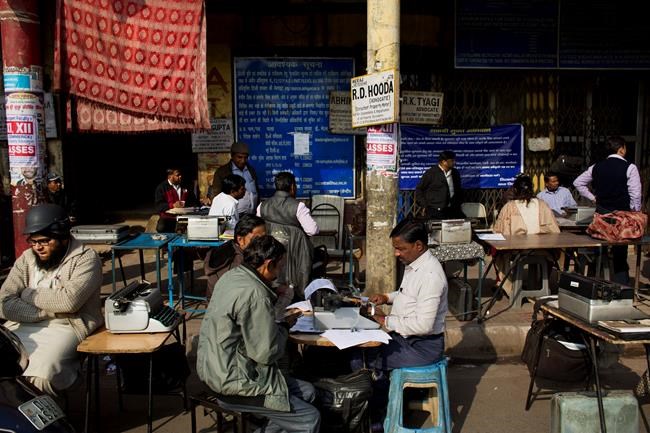 For India's typewriters, the ribbon may have finally run out | iNFOnews.ca For India's typewriters, the ribbon may have finally run out | iNFOnews.ca