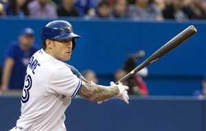Blue Jays say Brett Lawrie could be out a month with oblique injury | iNFOnews.ca CP29414916