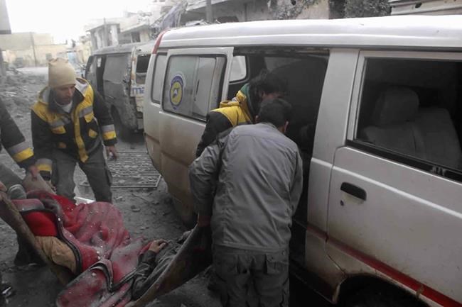 Government bombing of Damascus suburbs kills more than 100 | iNFOnews.ca