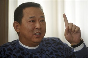 Chinese former mining tycoon sentenced to death in gang crackdown | iNFOnews.ca CP28474424