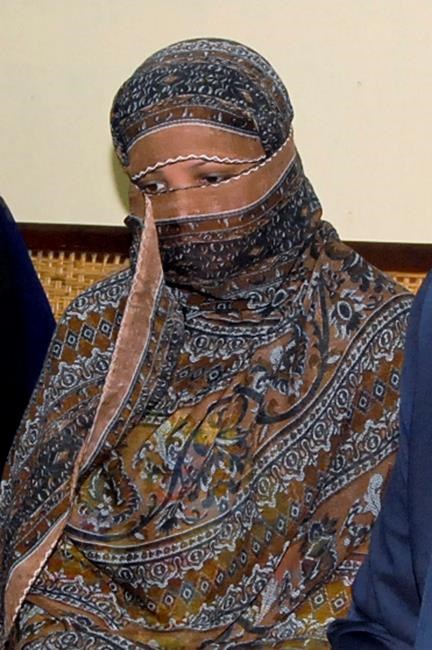 Pakistan extremists: Don't free Christian woman on death row | iNFOnews.ca