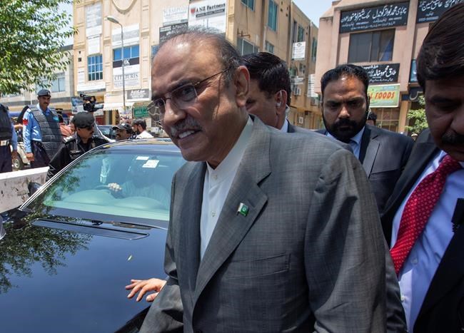 Pakistani ex-president arrested in money laundering case | iNFOnews.ca