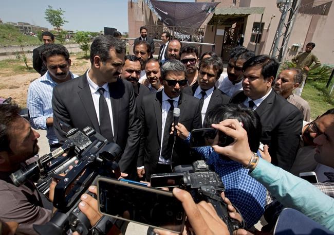 Pakistani court sentences ex-PM Sharif to 10 years in prison | iNFOnews.ca