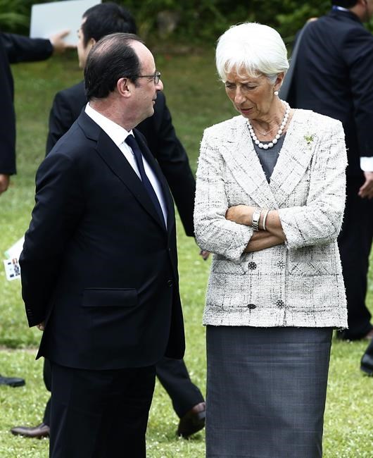 German, French leaders mark 100 years since Battle of Verdun | iNFOnews.ca