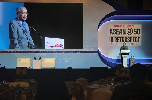 Former Malaysian PM: Current government 'must go' | iNFOnews.ca Former Malaysian PM: Current government 'must go' | iNFOnews.ca