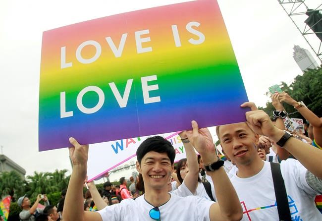 Taiwanese protest for, against same-sex marriage bill | iNFOnews.ca