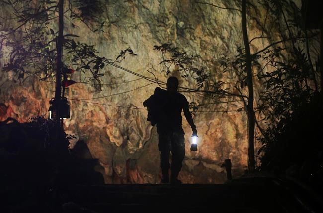 Hapless helpers recount own rescue by divers from Thai cave | iNFOnews.ca